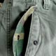 Front pocket : pop-flap-camo