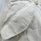 Front pocket : pop-flap